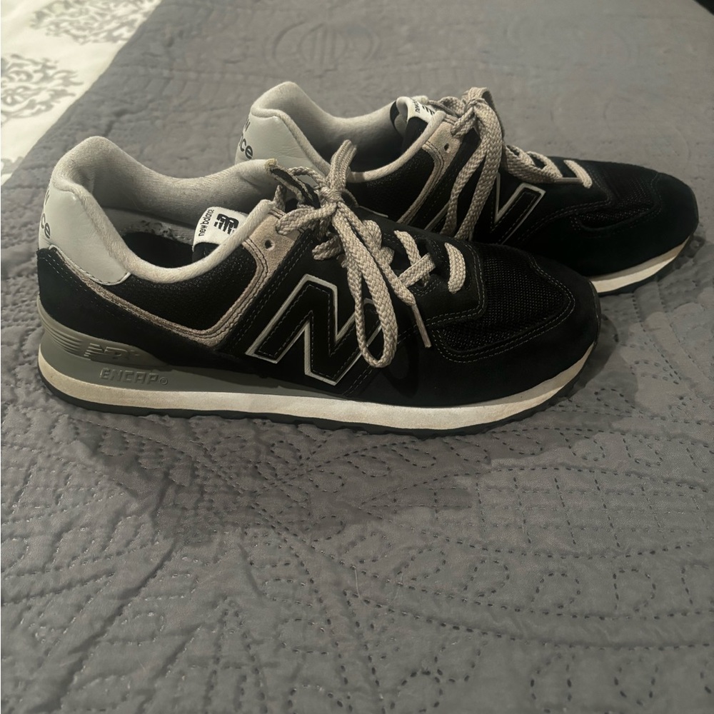 New Balance Black and Gray Retro Runner Sneakers - Picture 3 of 7
